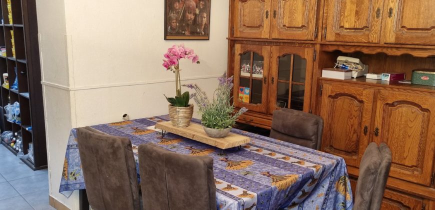 Maison pleine de potentiel 2 chambres + grenier aménageable