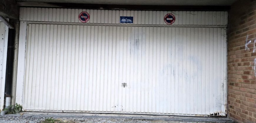 Deux garages fermés – Quartier de la Hocaille à Louvain-la-Neuve
